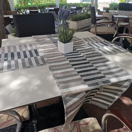Nikola 3* Vodice